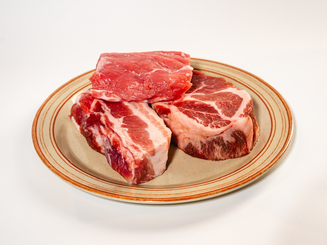 Pot-lid pork belly with condiments at Sotdukkeop Yangjae