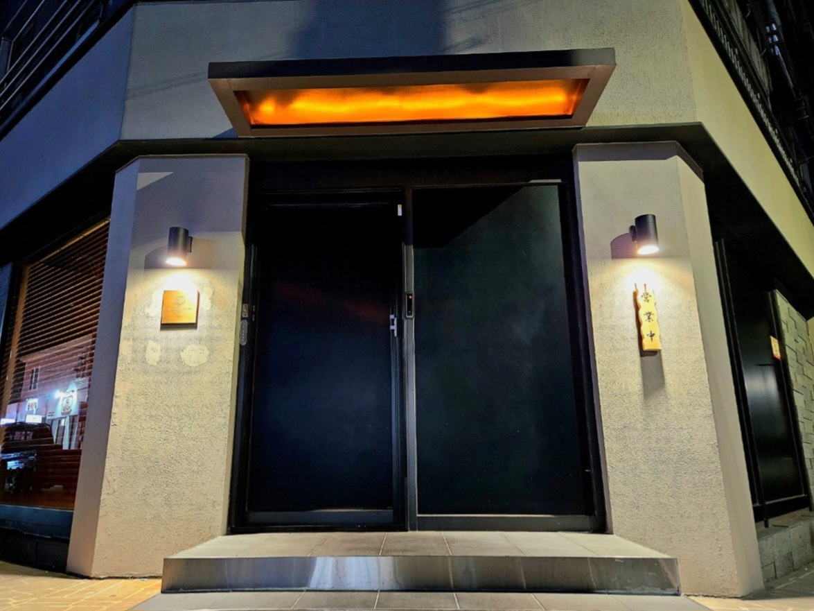 Mid-range omakase with Jeju-sourced seafood at Sushi Ann