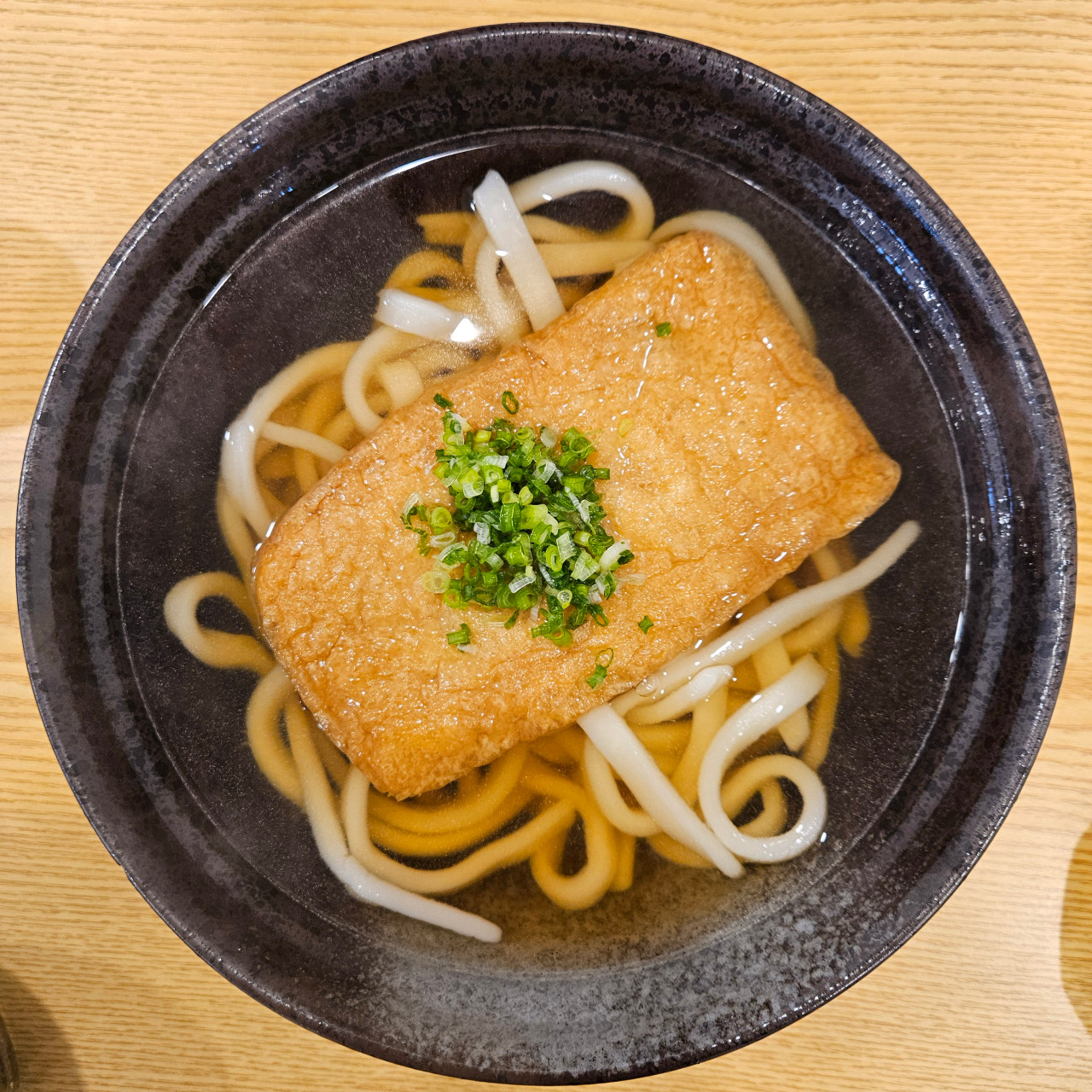 Sonsudong 讚岐風烏冬，麵條厚實光滑