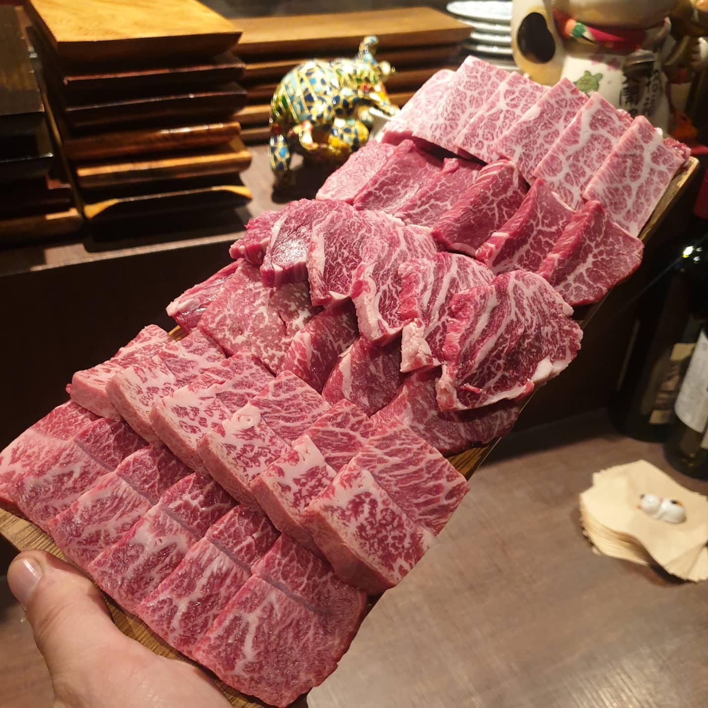 Doma Beomeo Branch韩牛炭火烧烤配小菜