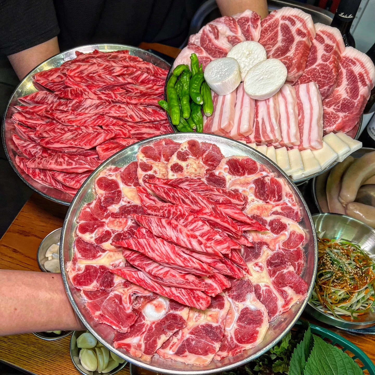 ごぎぐむぬんのむのロームと天然炭火焼き