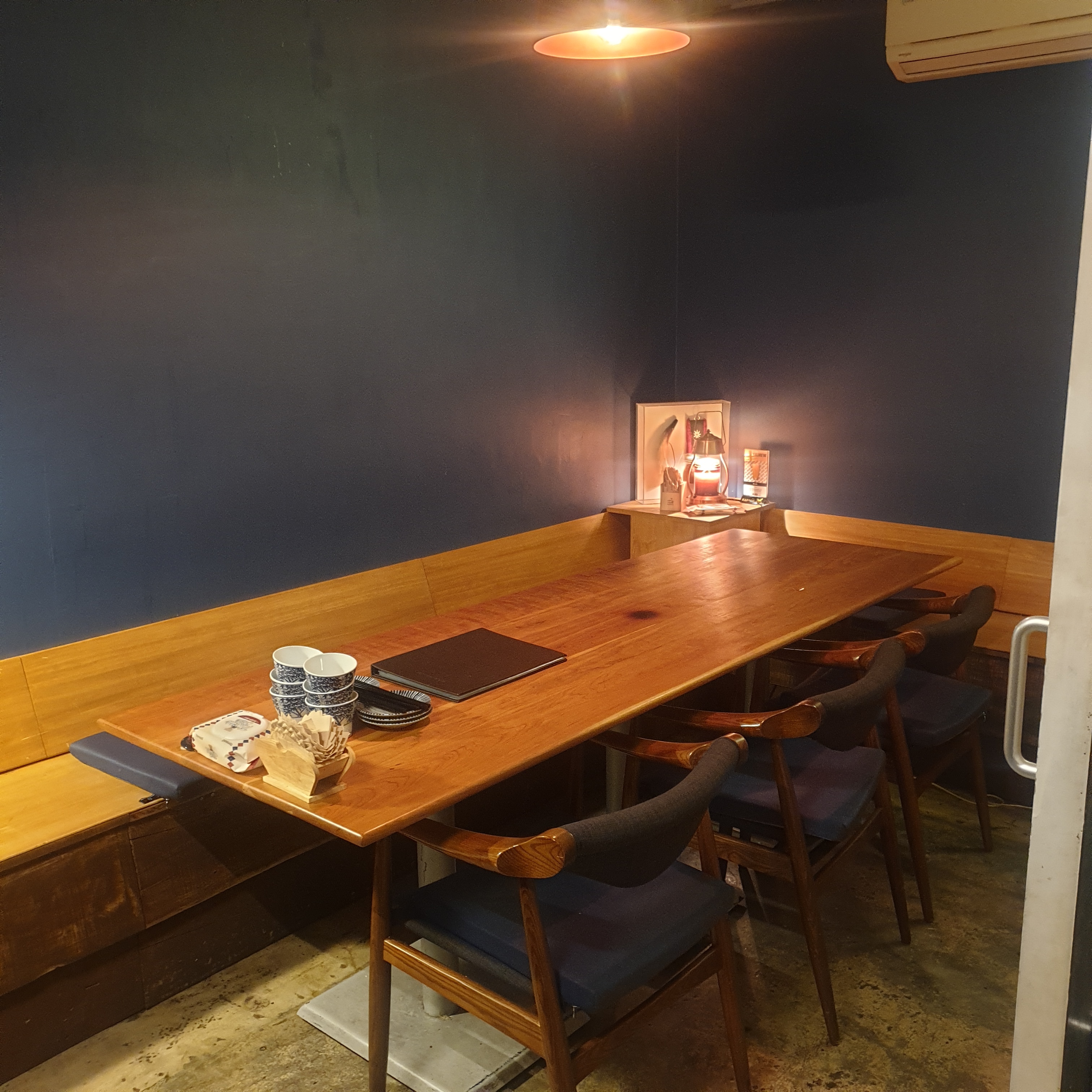 Bebeleu Cheongdamの居酒屋個室