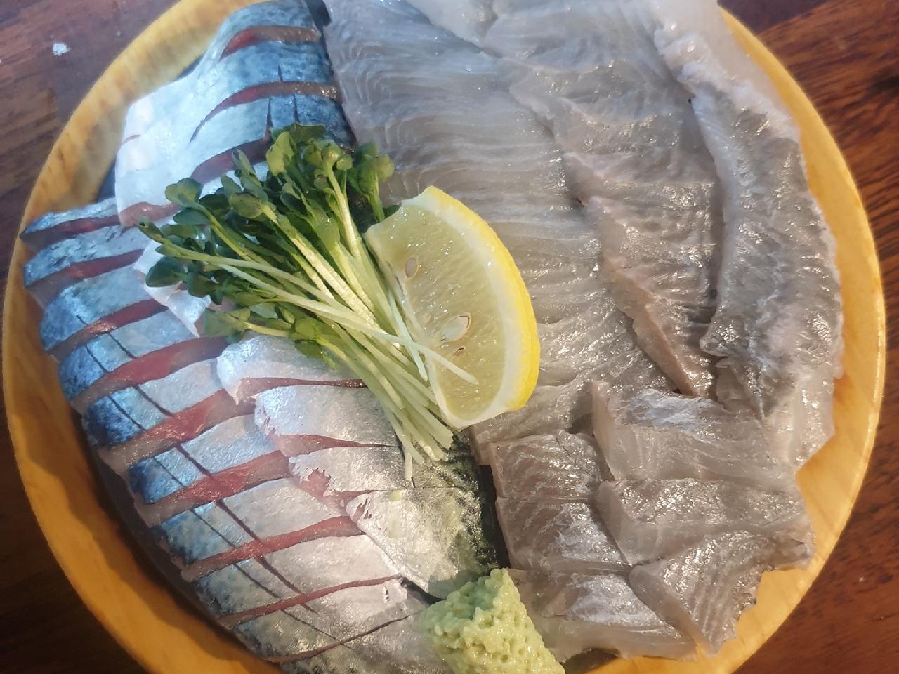 Badawa 東大邱站鯖魚生魚片盤