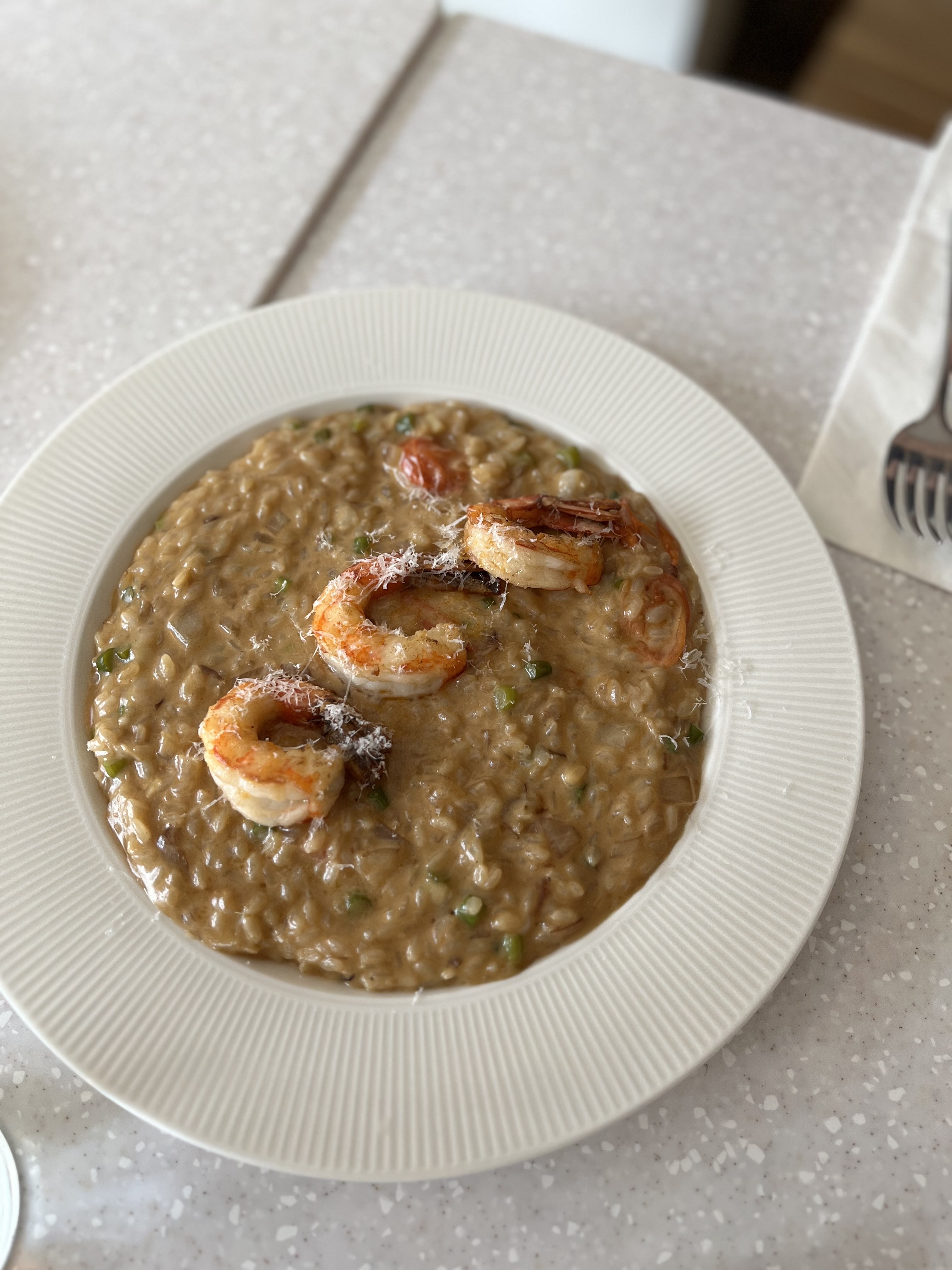 Paper Pasta 單廚御前櫃台與白醬燉肉醬