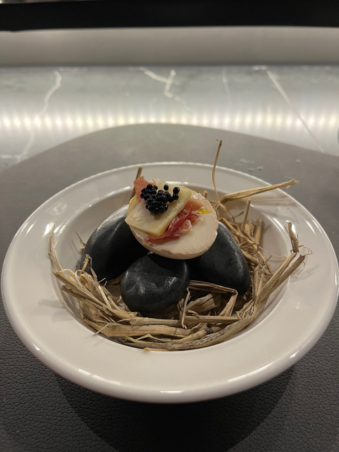 Woobeut韩牛御任精准摆盘及细腻炭火香气