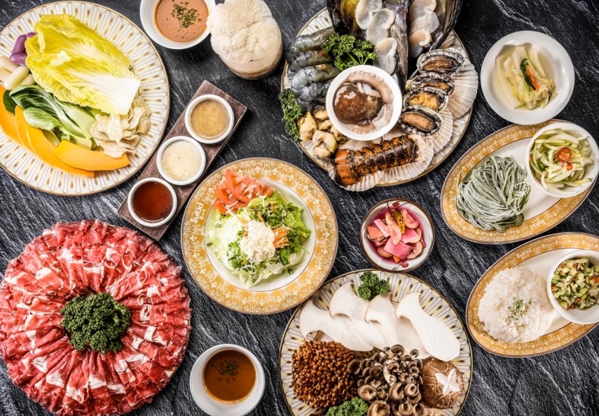 Home Sukki Bang-ee shabu-shabu spread for groups