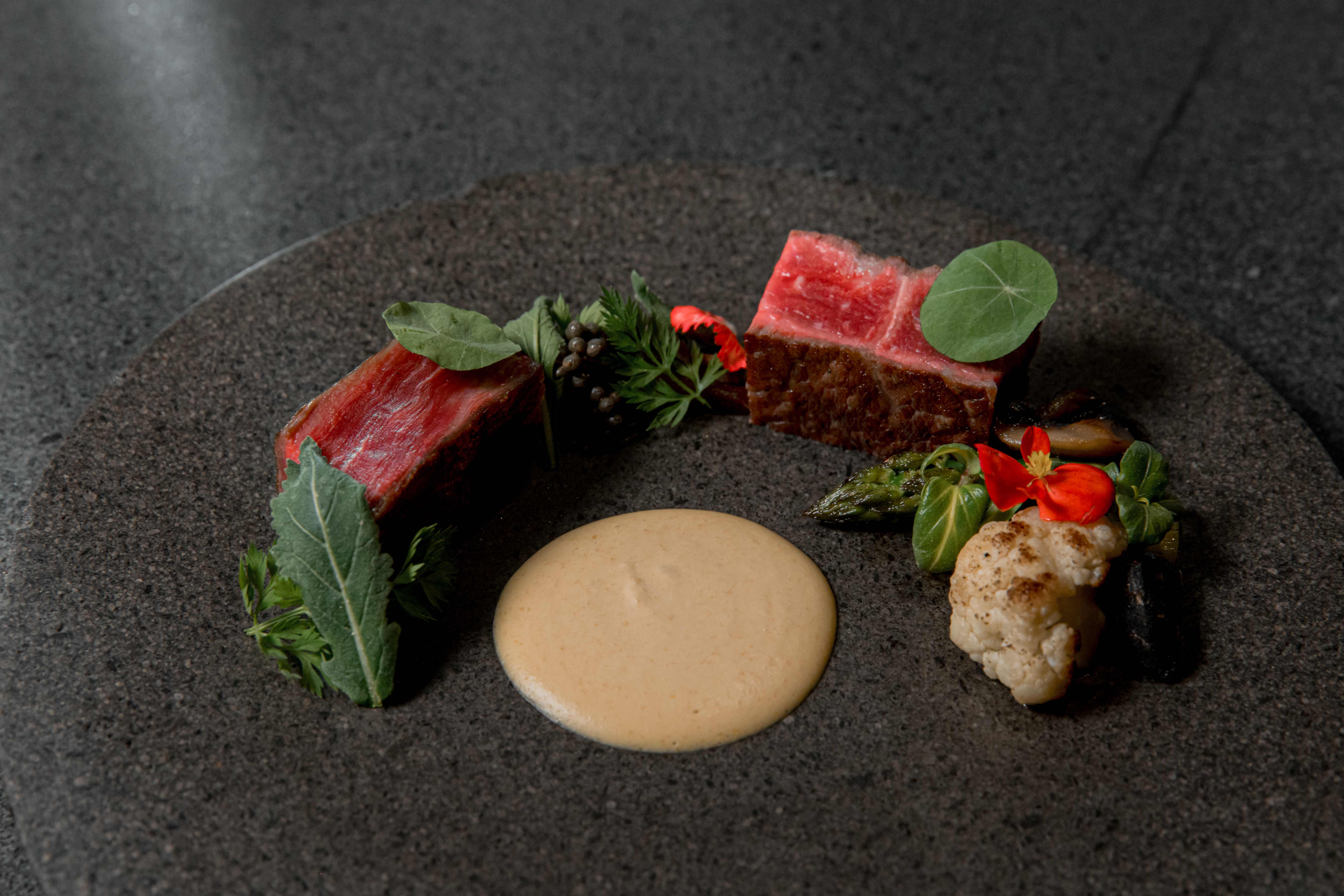 THEWOO 韓國牛奧馬卡塞乾式熟成牛排