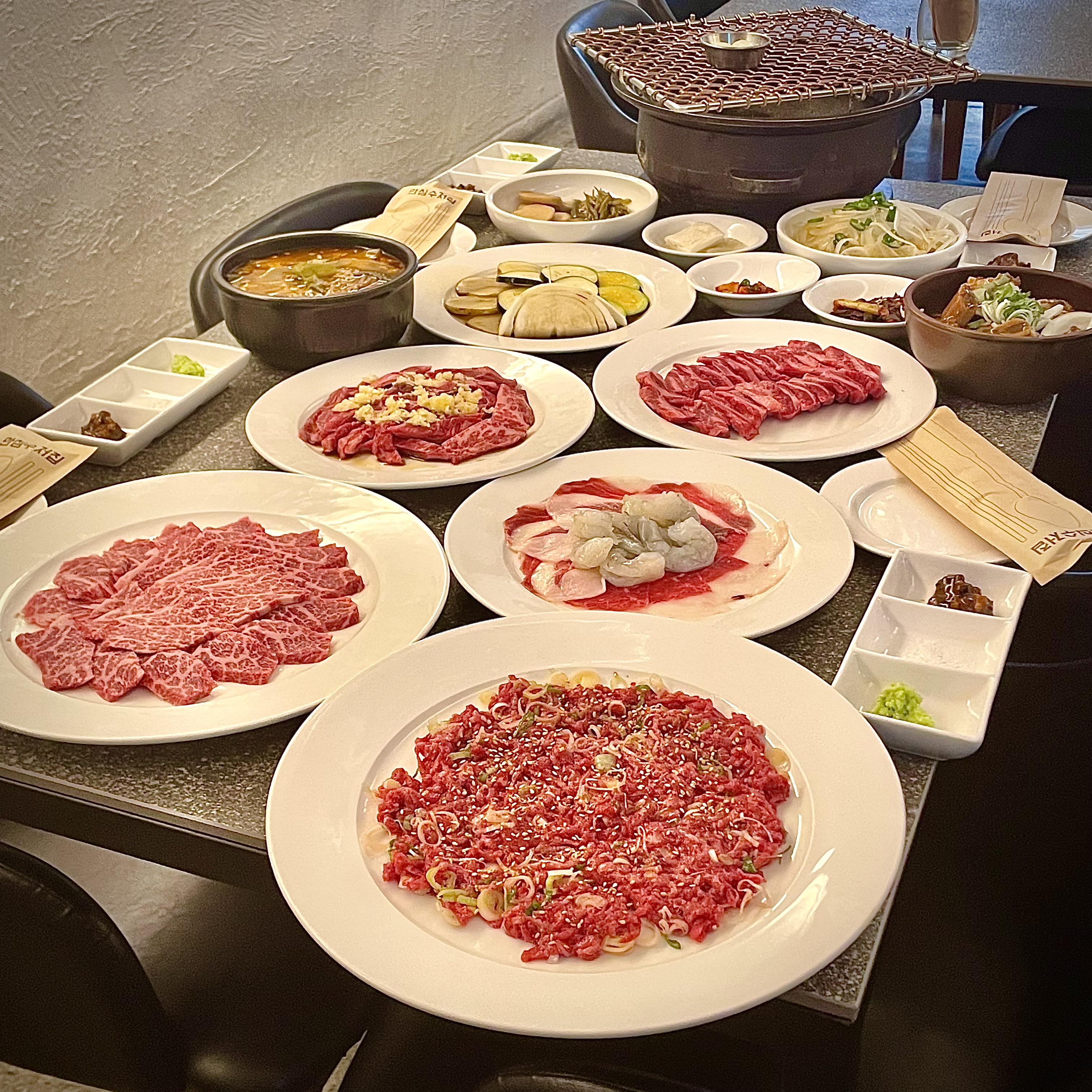 Xuzikx Bangi yakiniku beef course and grill