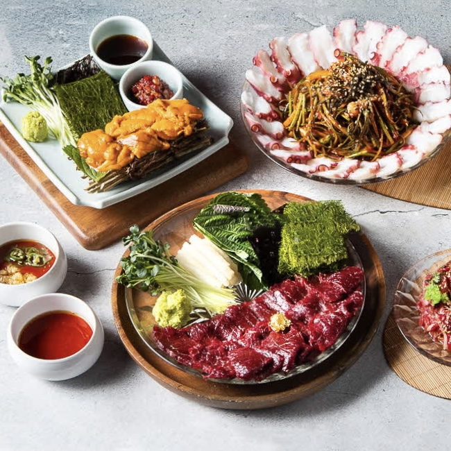 Vibrant beef tartare and Korean sides at YukhoeGwan Yeouido