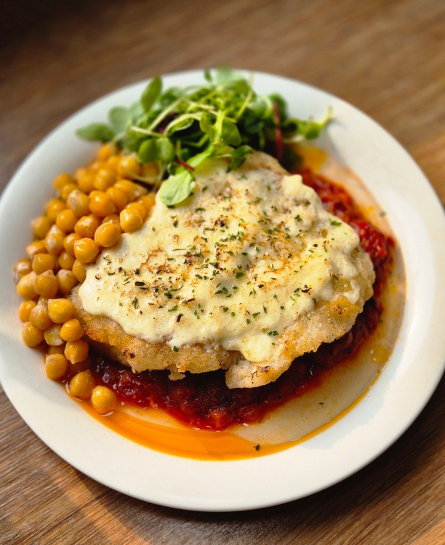 Qual Qual Spanish-Korean casual dining and bar