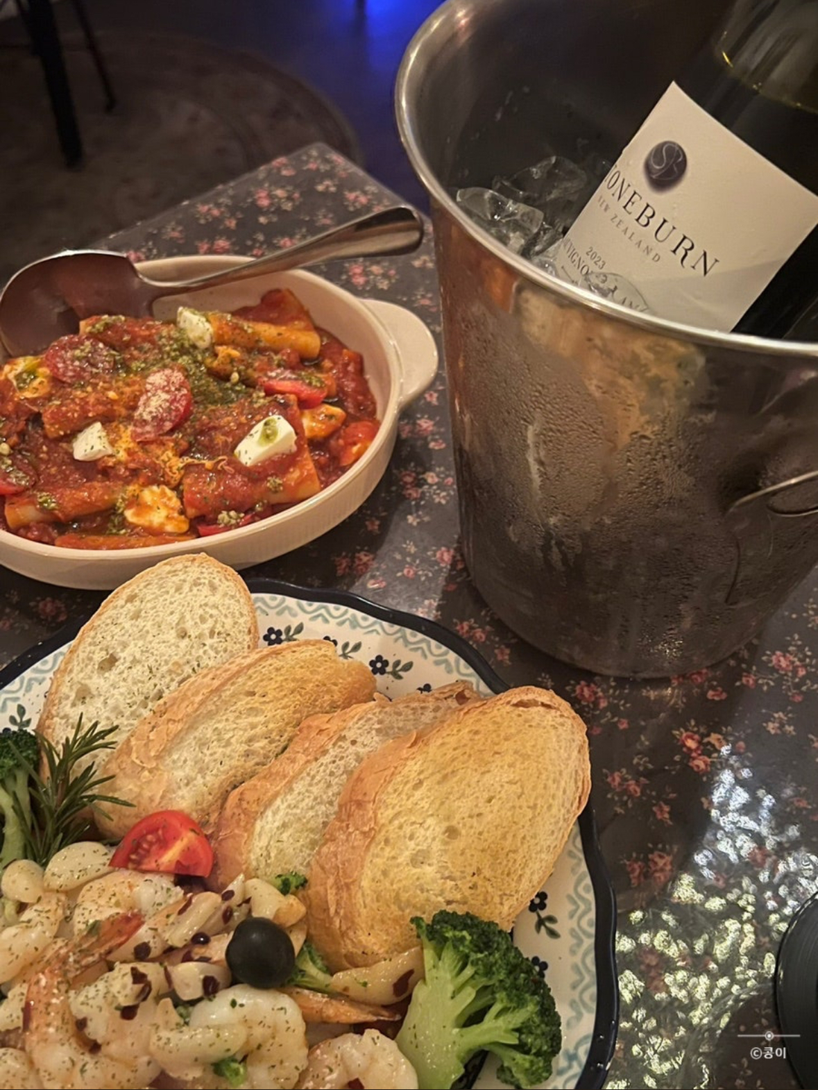 Sogyumo Wine Bar dim lighting and pasta with truffle aroma