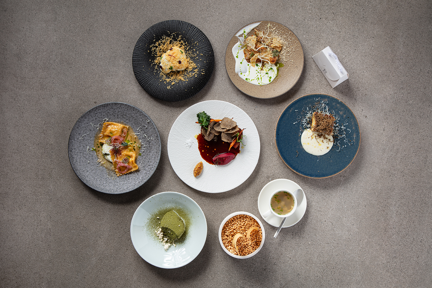 西村Chef Kim意大利套餐餐厅配有红酒服务