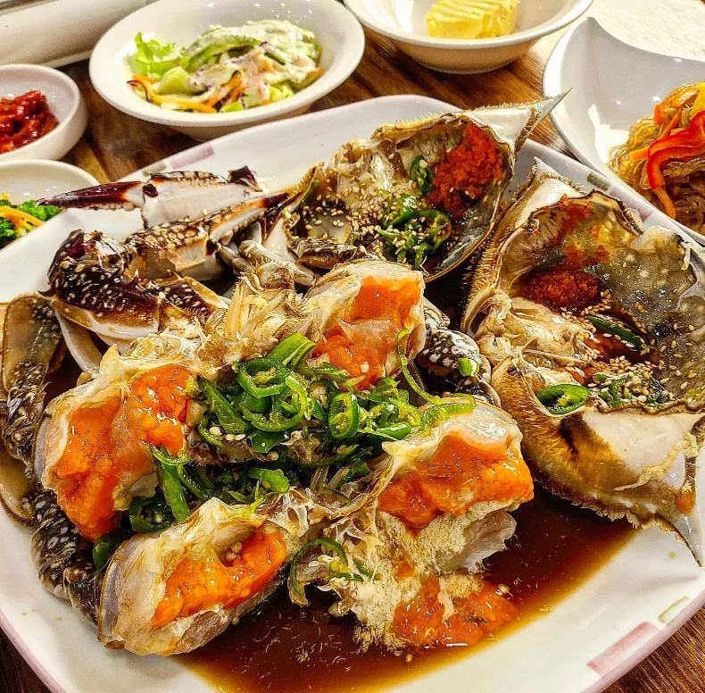 本家眞味醬油蟹與辣味螃蟹燉鍋