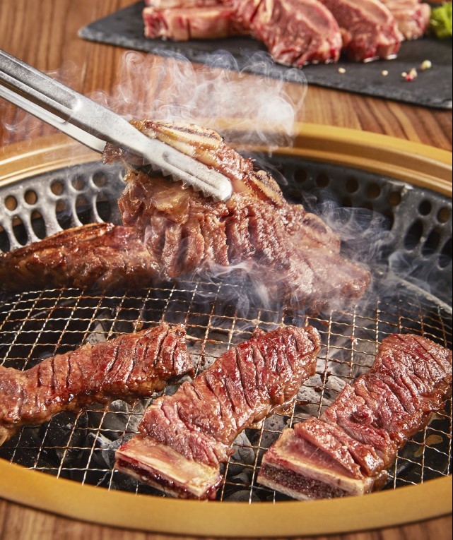 Sc Gamagoll Korean beef and marinated ribs in a modern dining room near Gwanghwamun