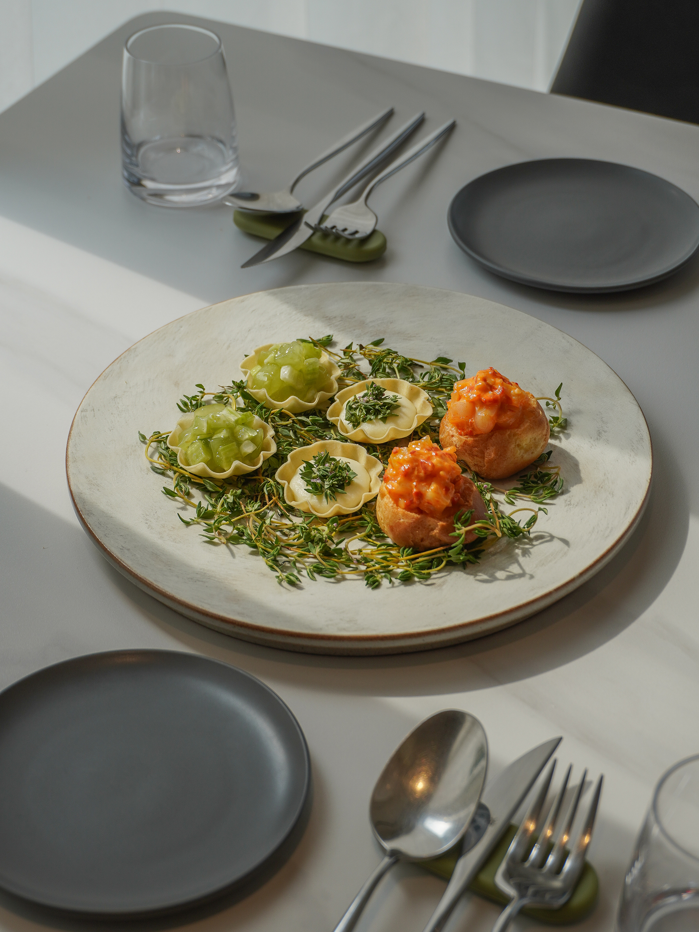 Kangbyul Seongsu homestyle dining bar pasta and steak in warm lighting