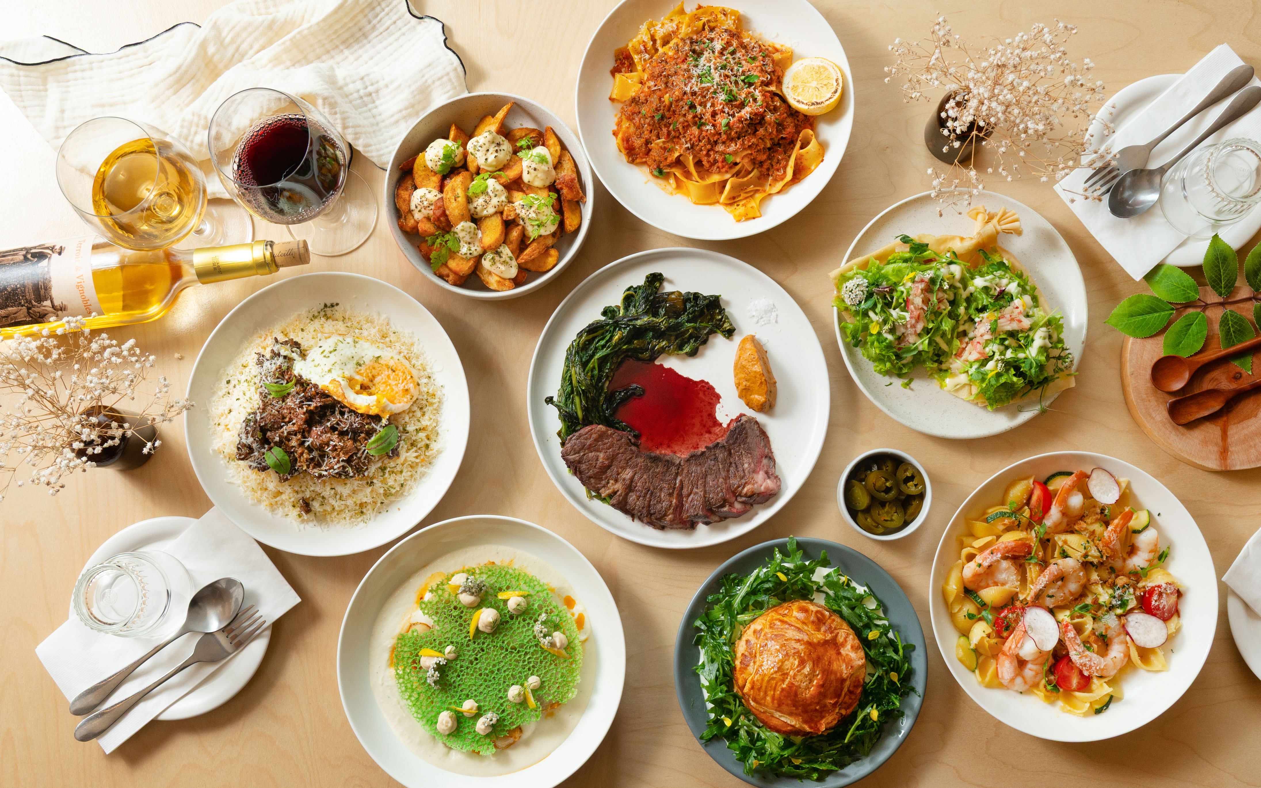 Beefy wine bar with steak and fresh pasta