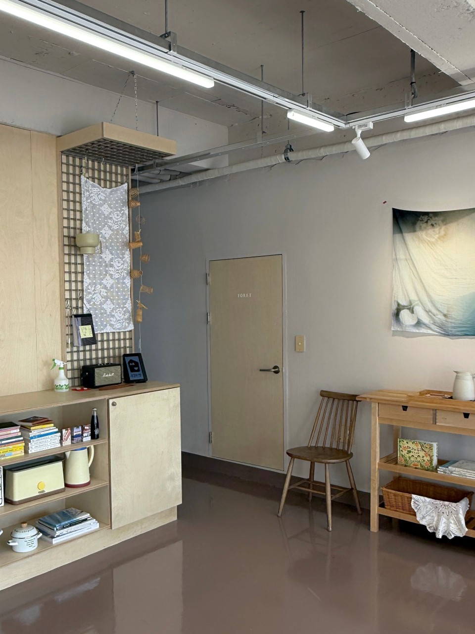 Kitchenandroom image 5