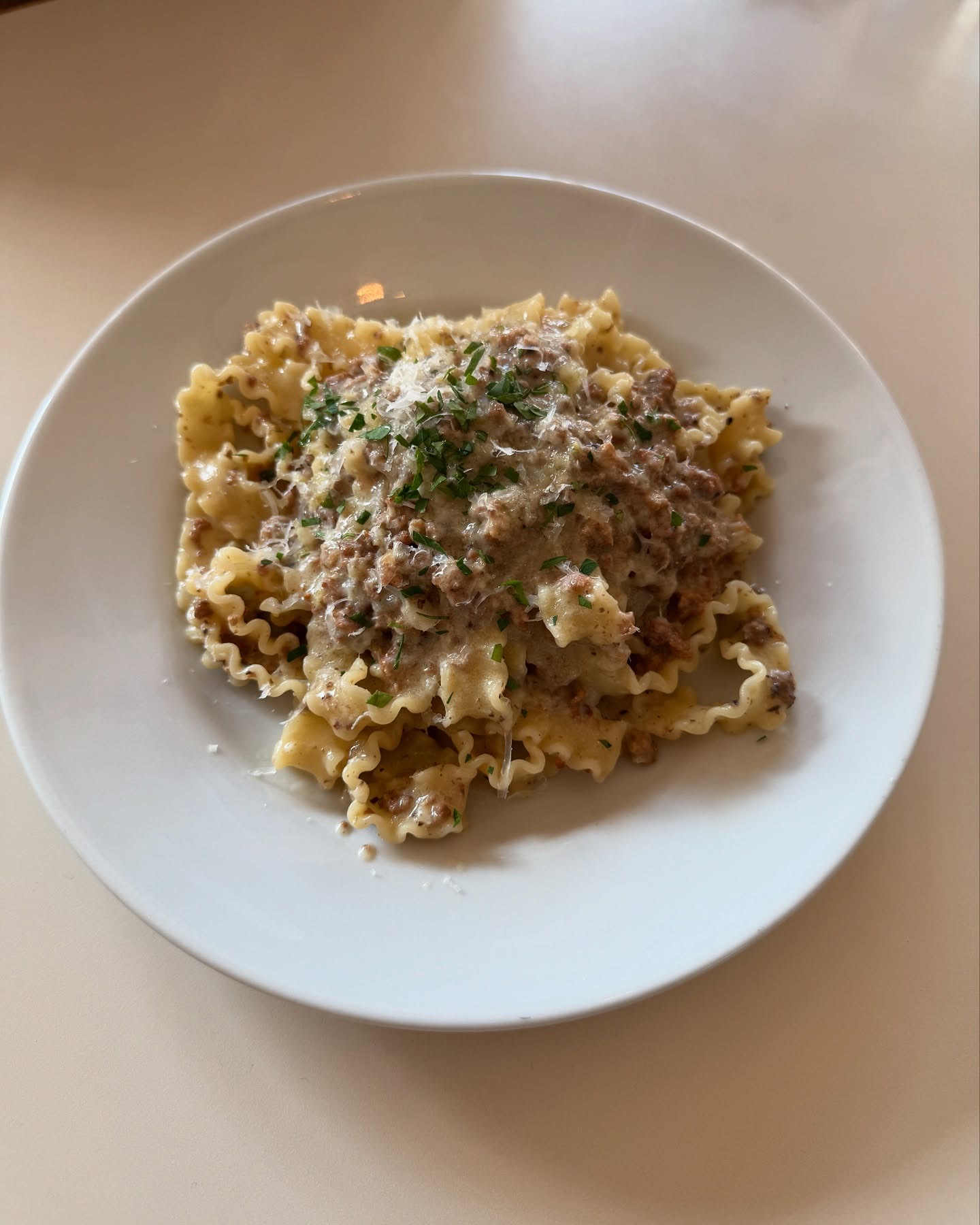 Podori natural wine bar with warm wood and plants