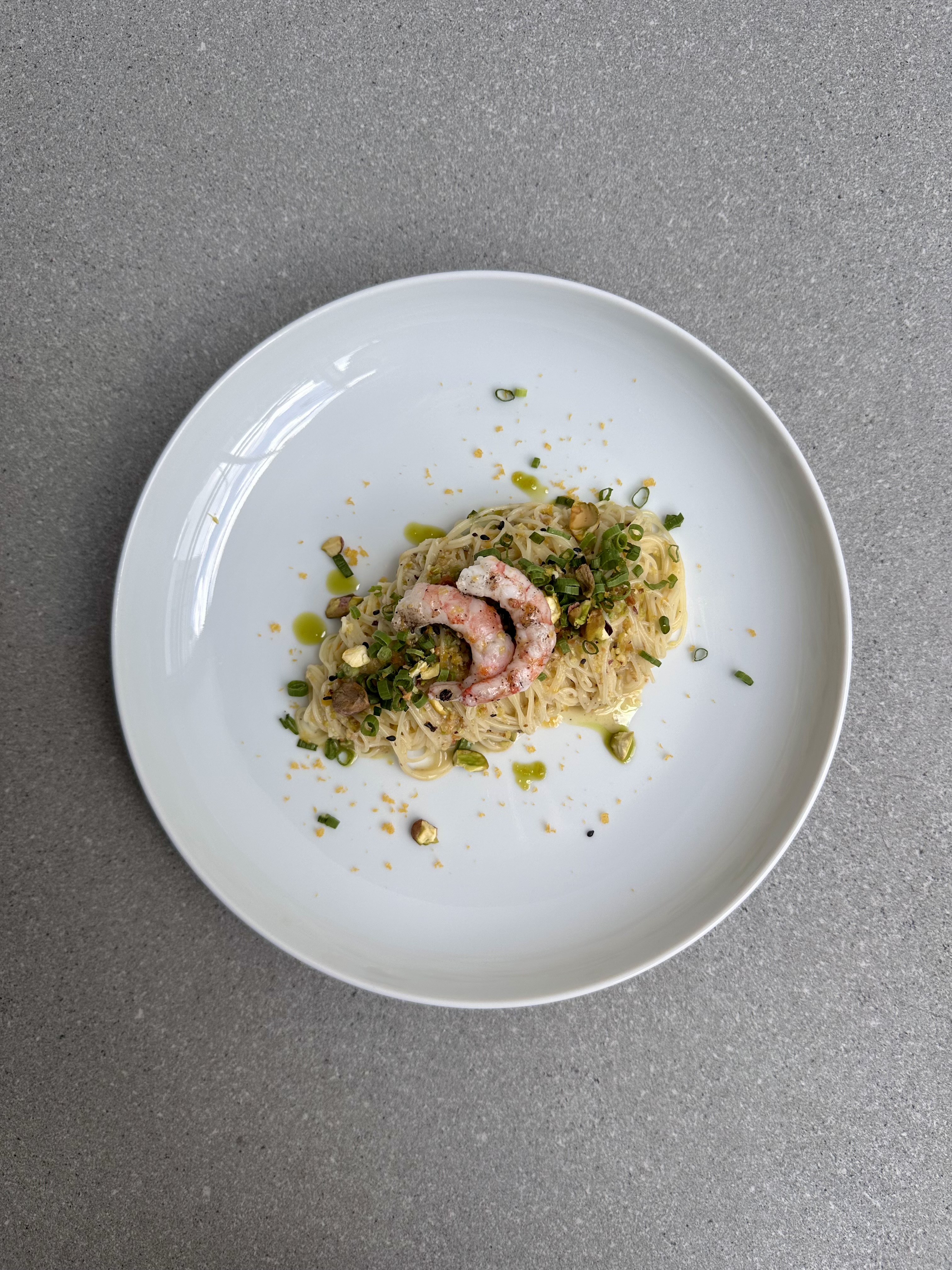 HOANA dining room and seasonal modern plates in Cheongdam