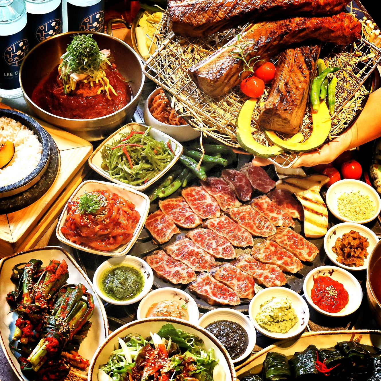 骨悅廣安里稻草火烤頂級五花肉與牛小排