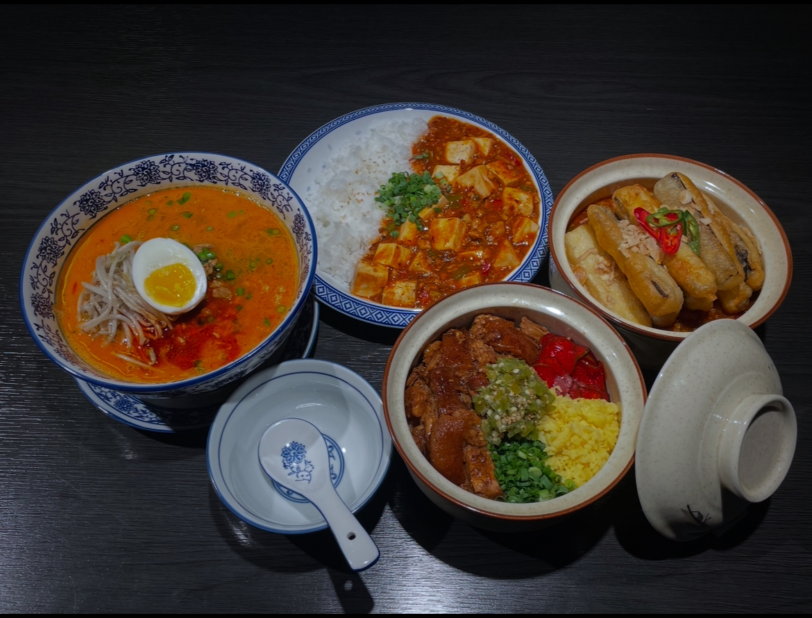 水原のGangsduck 北京ダックのカービング