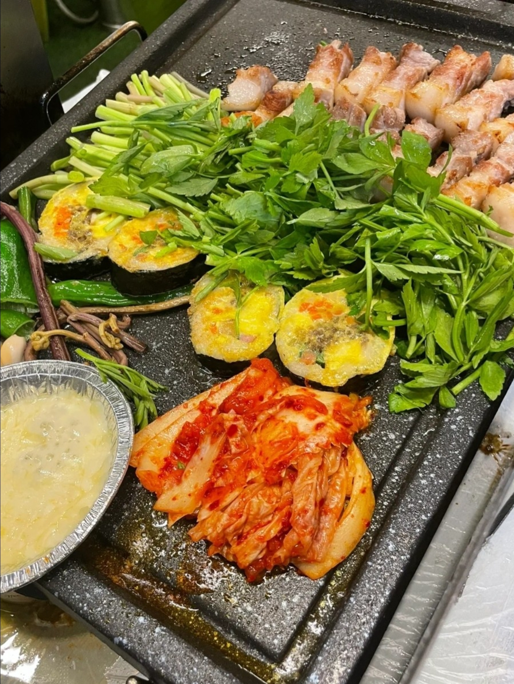 恩平區옥탑방的稻草火焰三層肉