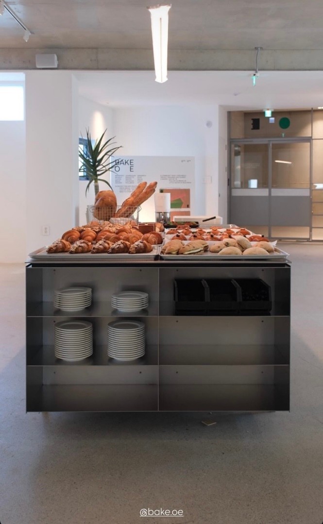 Bakeoe 萬川洞多層烘焙咖啡店與景觀