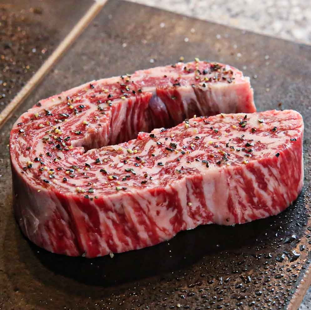 Nemozip Hannamの炭火焼き 熟成韓牛とトリュフキノコ土鍋ご飯