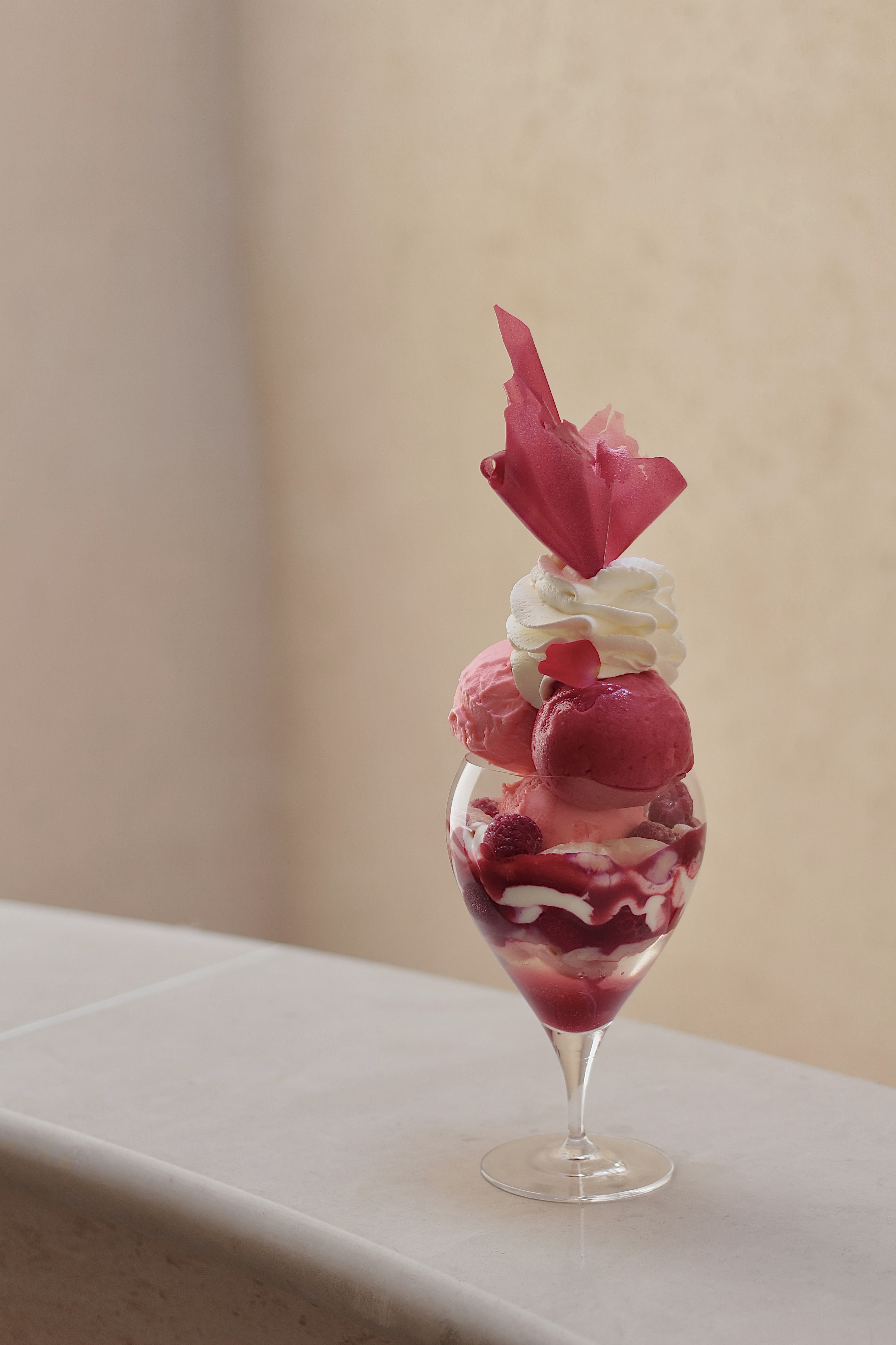 Salon de Mur champagne and plated desserts in Hannam