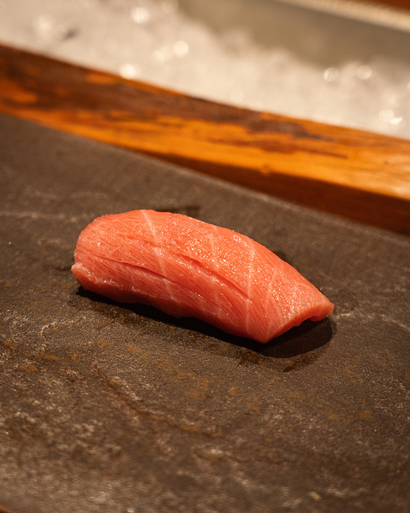 Sushi No-Eul 套餐配陈年鱼