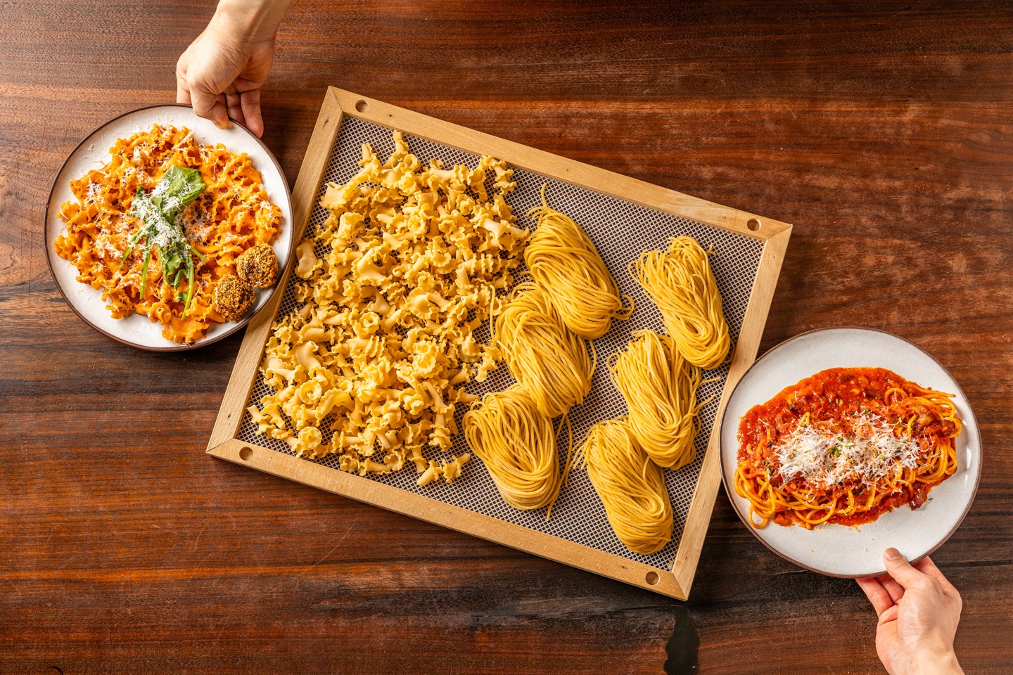 WOODGREEN4717新鲜意面和自制面包及门前停车位