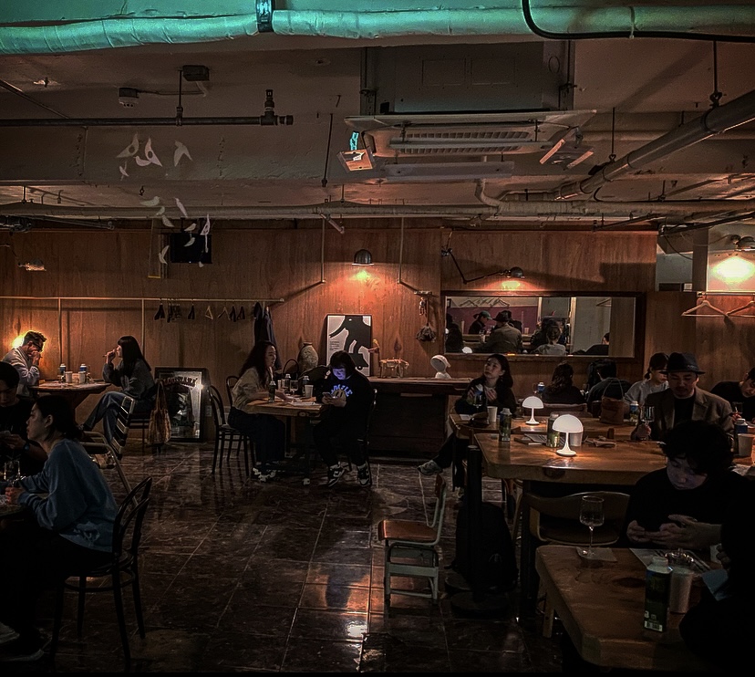 Under Orchard dim wine bar, basement entrance in Sindang