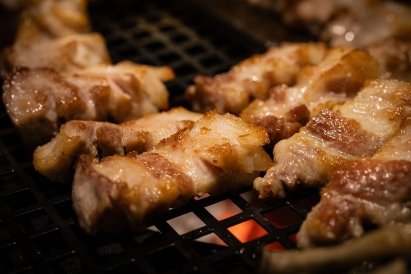 정관인생식당白泡菜与交叉烤制猪肉