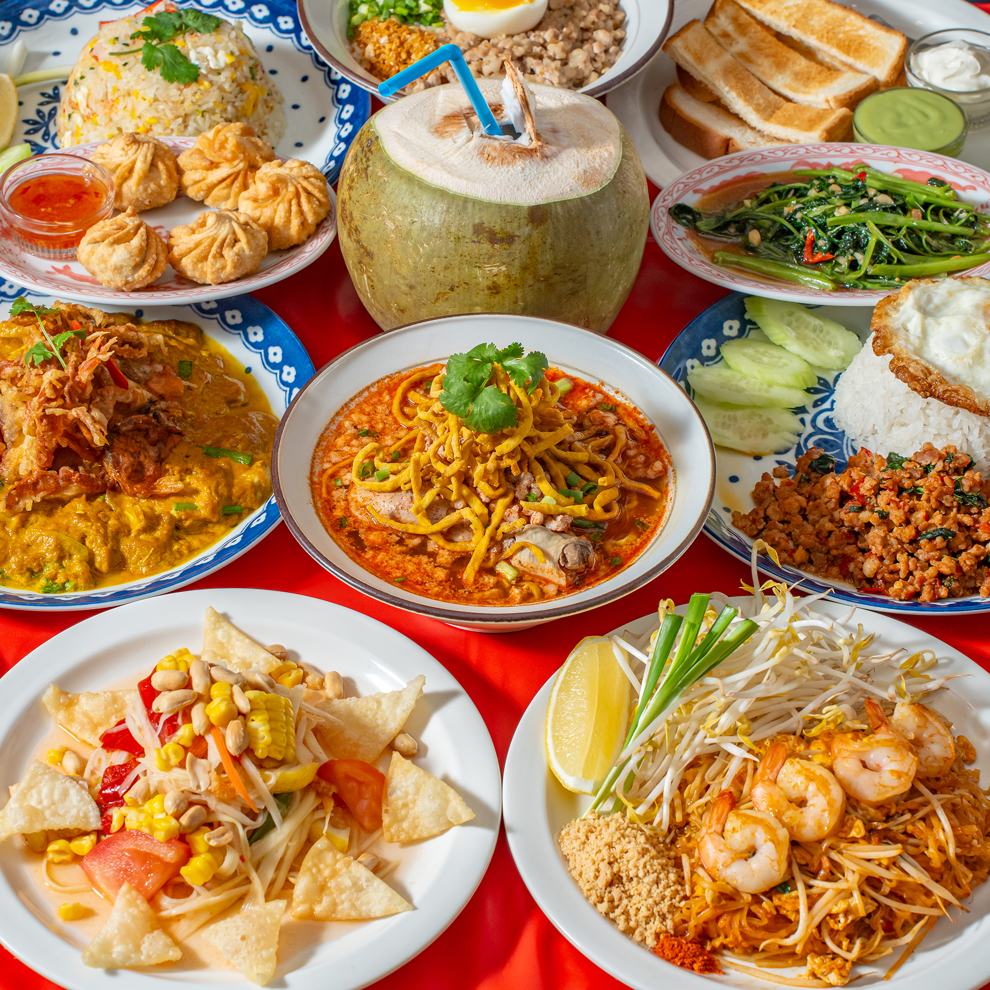 Palai Thai noodles and sides in Songpa