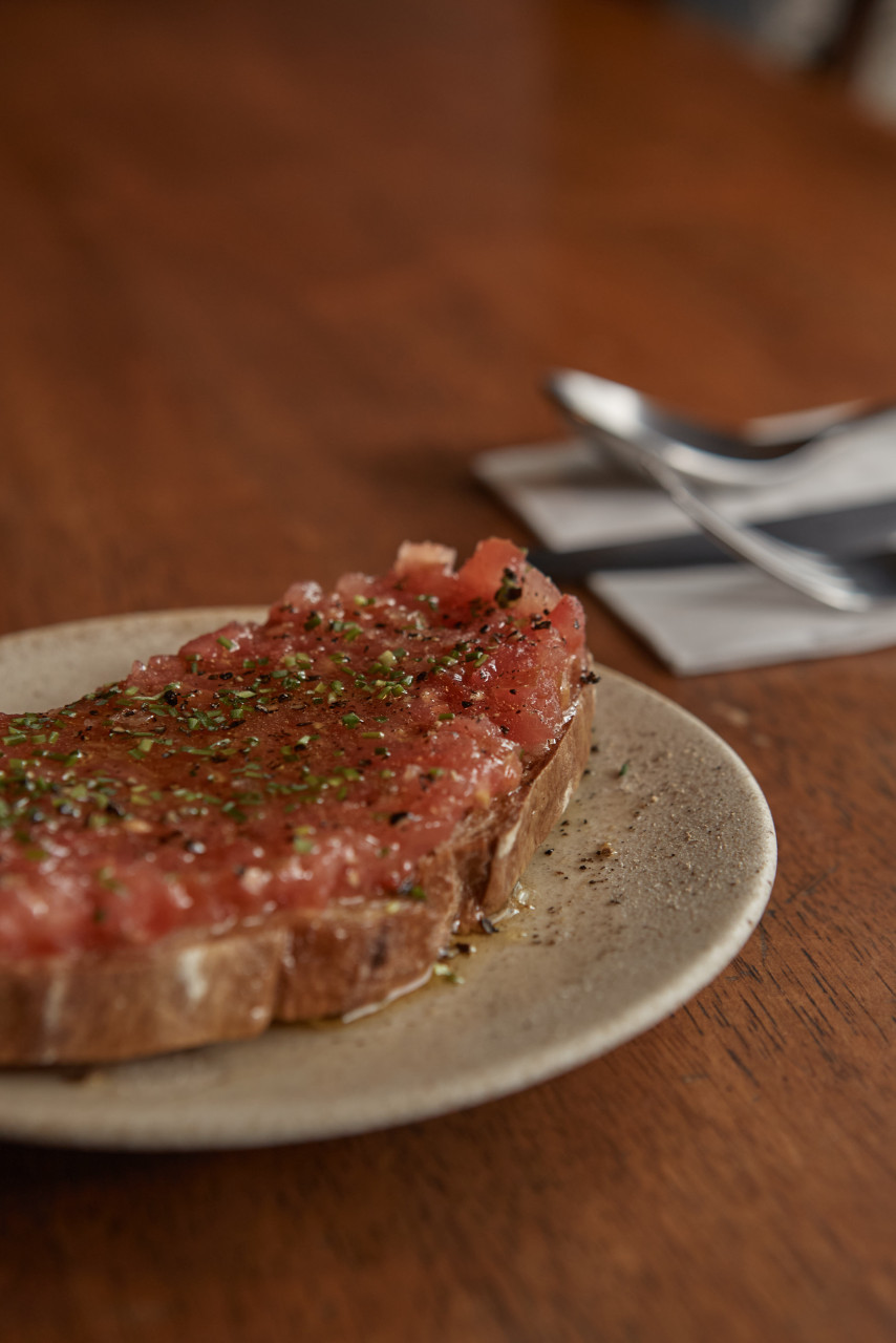 ベウノ 漫旺 スペインビストロ ガンバス、チョリソー、ポテト、ビスクスパゲッティ