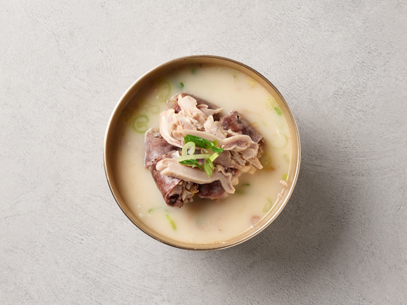 Mixed soup with rice (meat + Korean sausage (sundae) + offal)