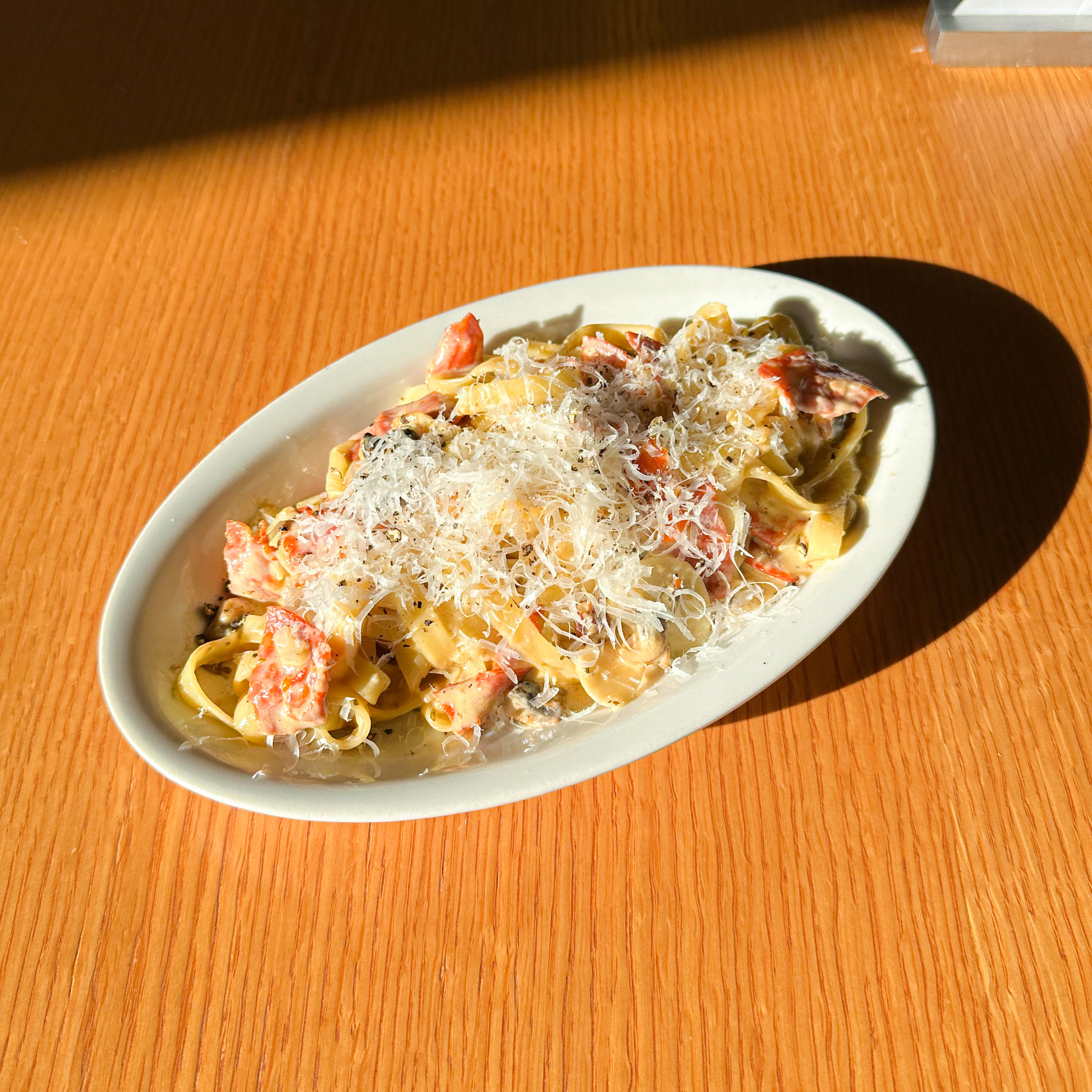 TAA Social Club ビストロ＆サウンドバー、ブース席