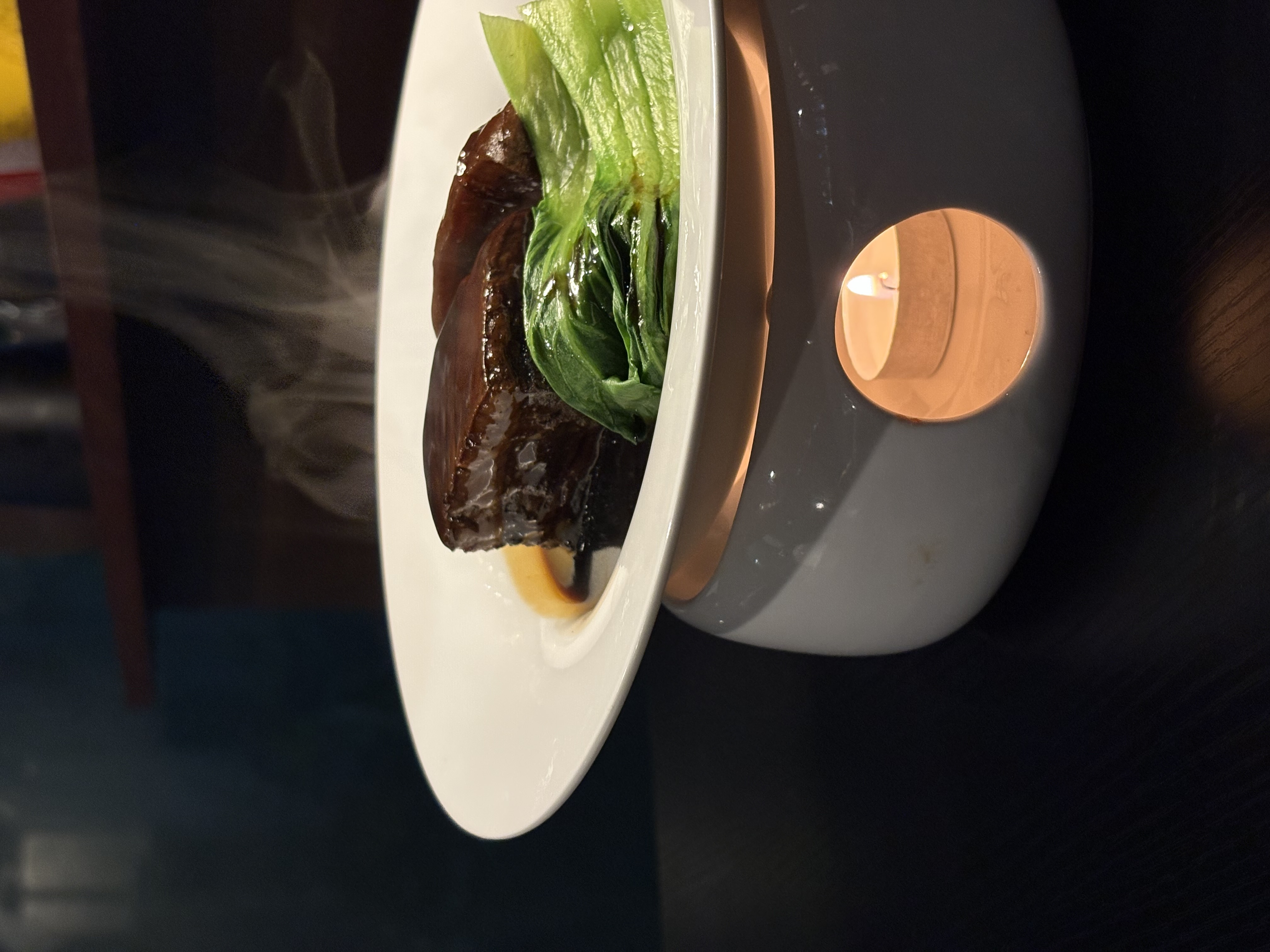 Honglin Chinese dining bar with baijiu and award-winning dishes