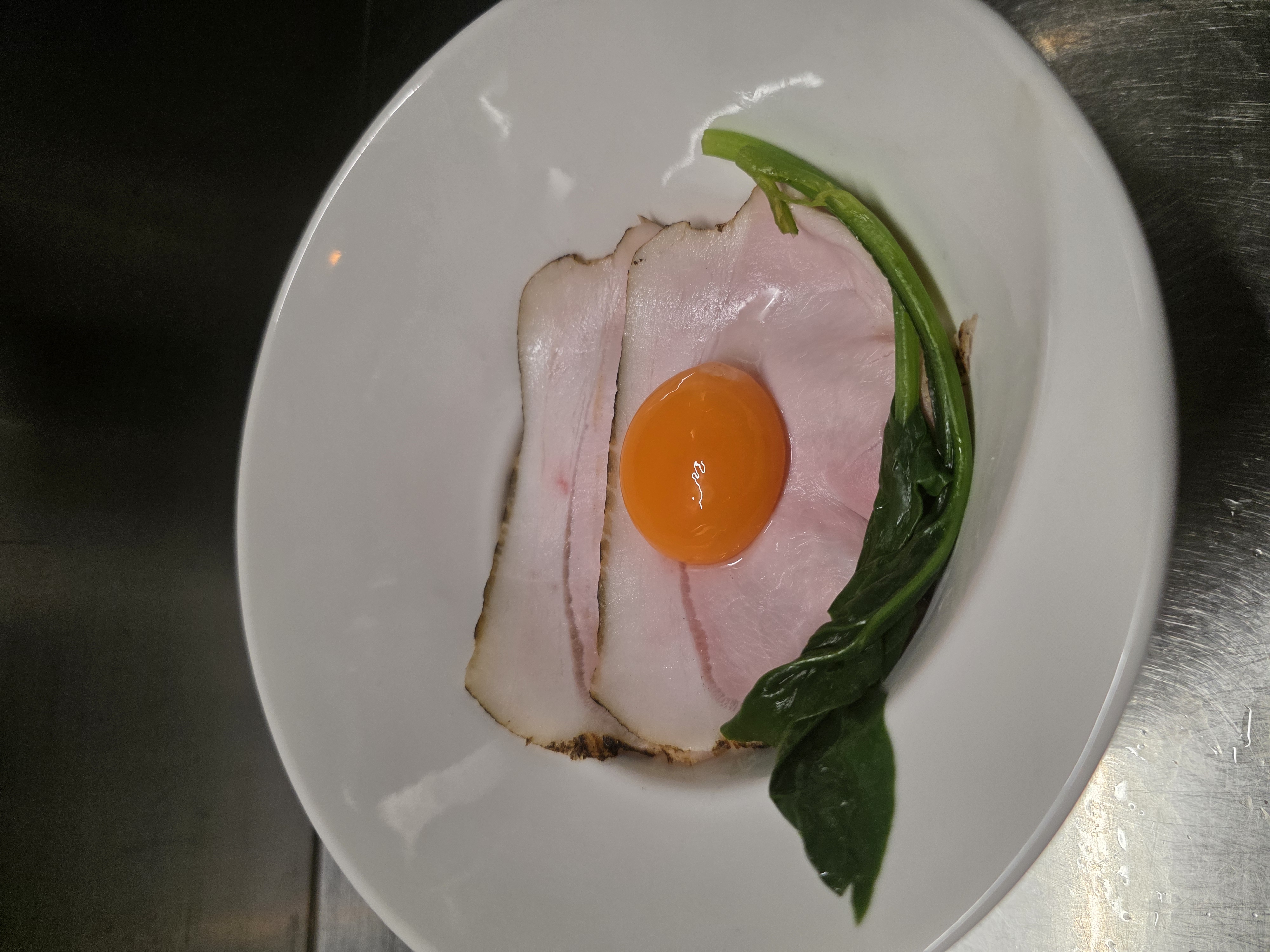 Kaneda ramen bowl close-up with rich broth