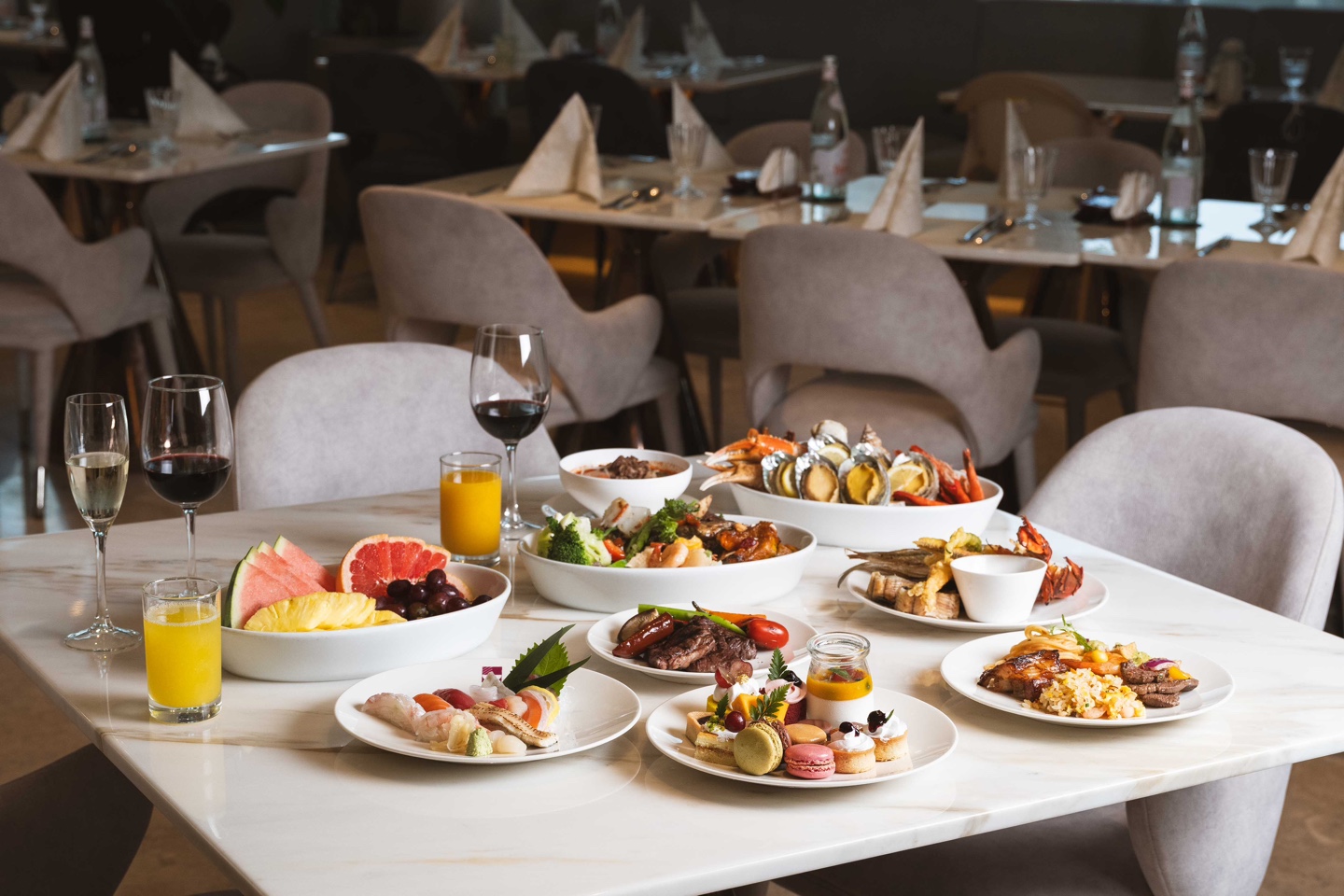 Il Campo seafood & wine buffet at Siena Resort