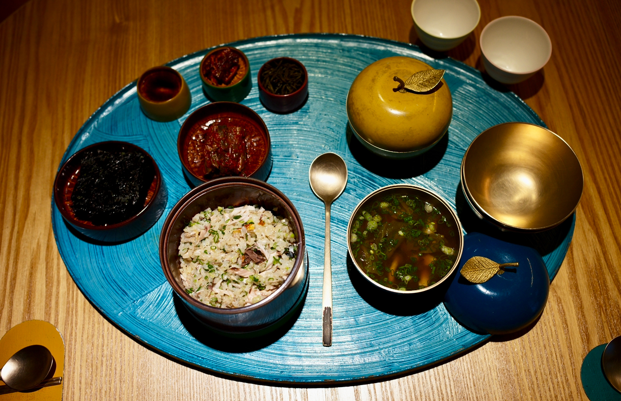 Dokdo 16 Celsius small table with makgeolli and seasonal Korean plates - Image 6