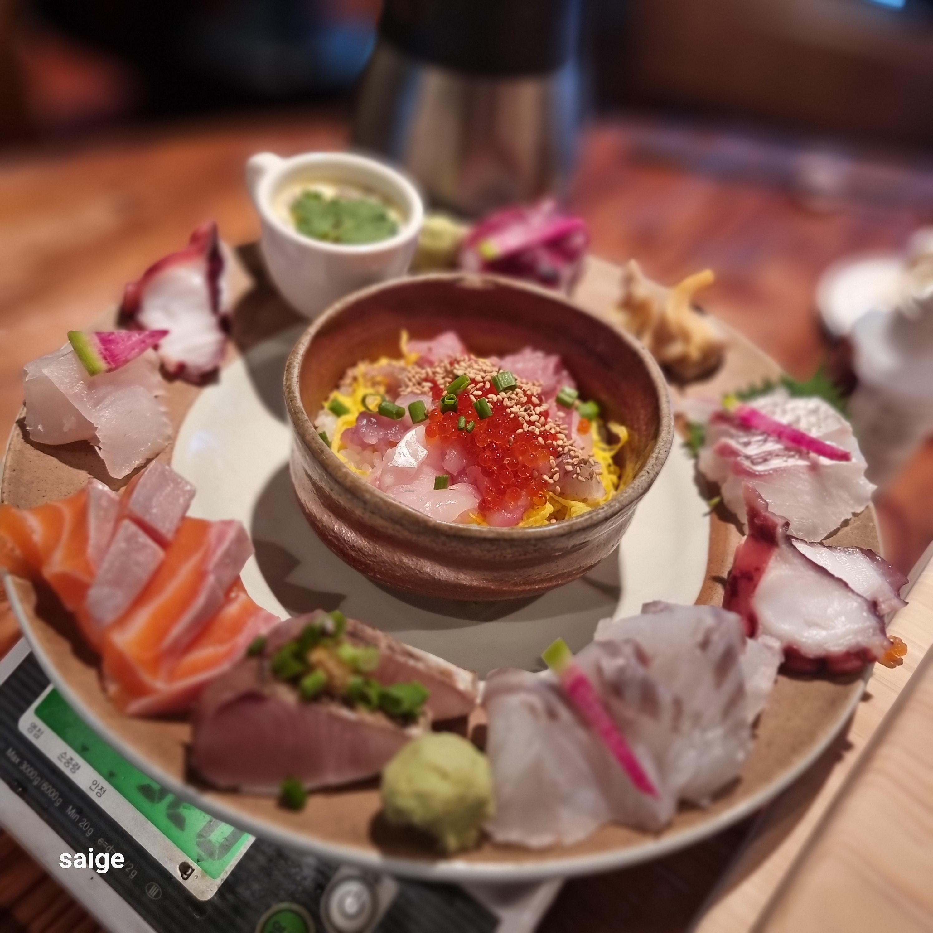 Snackbar Saige 漁夫吧 1°C 陳年生魚片拼盤搭配御任配菜