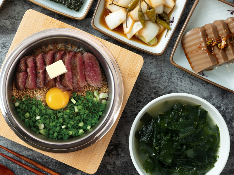 江南N塔DDEOM SOT鍋飯搭配陸海上美味