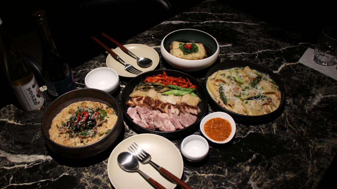 Aseul Dogok modern Korean dishes and wine