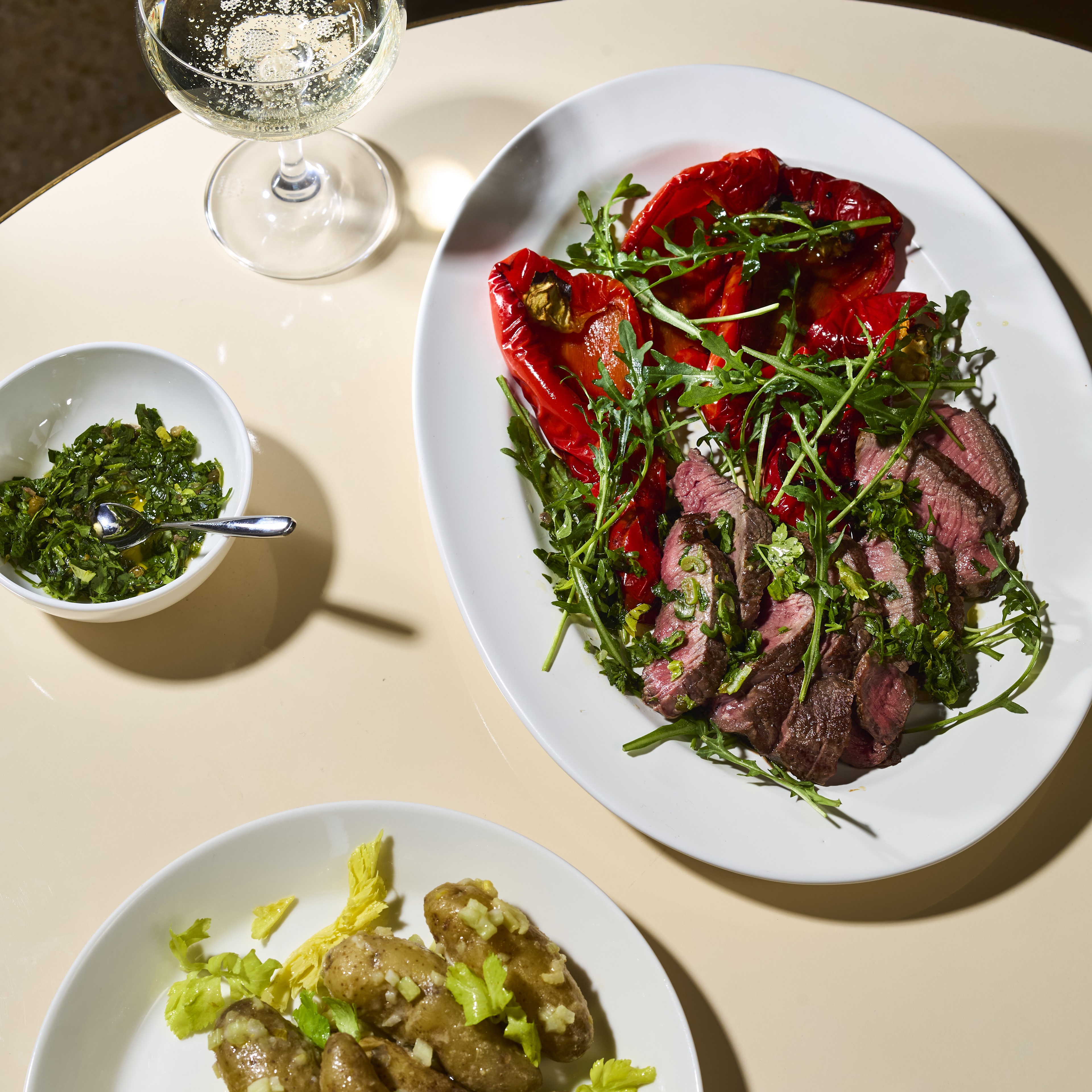 bills 蚕室 明るいブランチダイニングルーム