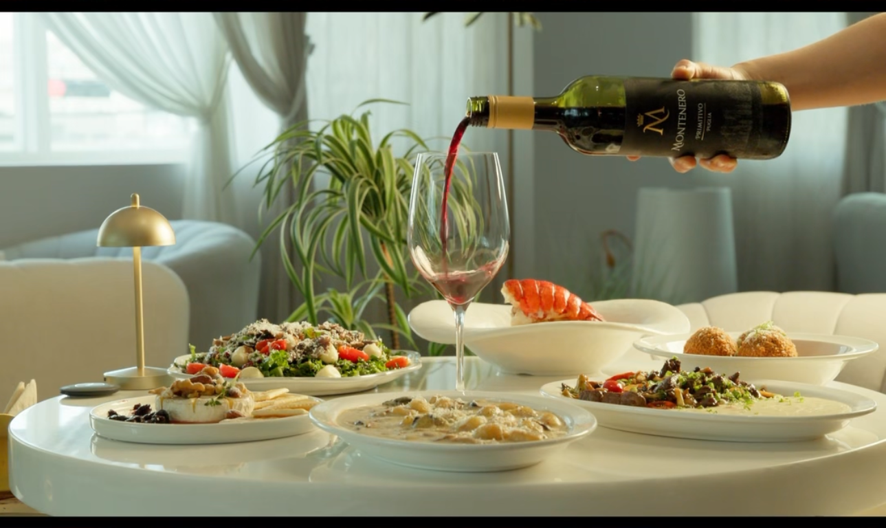 Pajama餐酒館提供葡萄酒、調酒與溫馨燈光