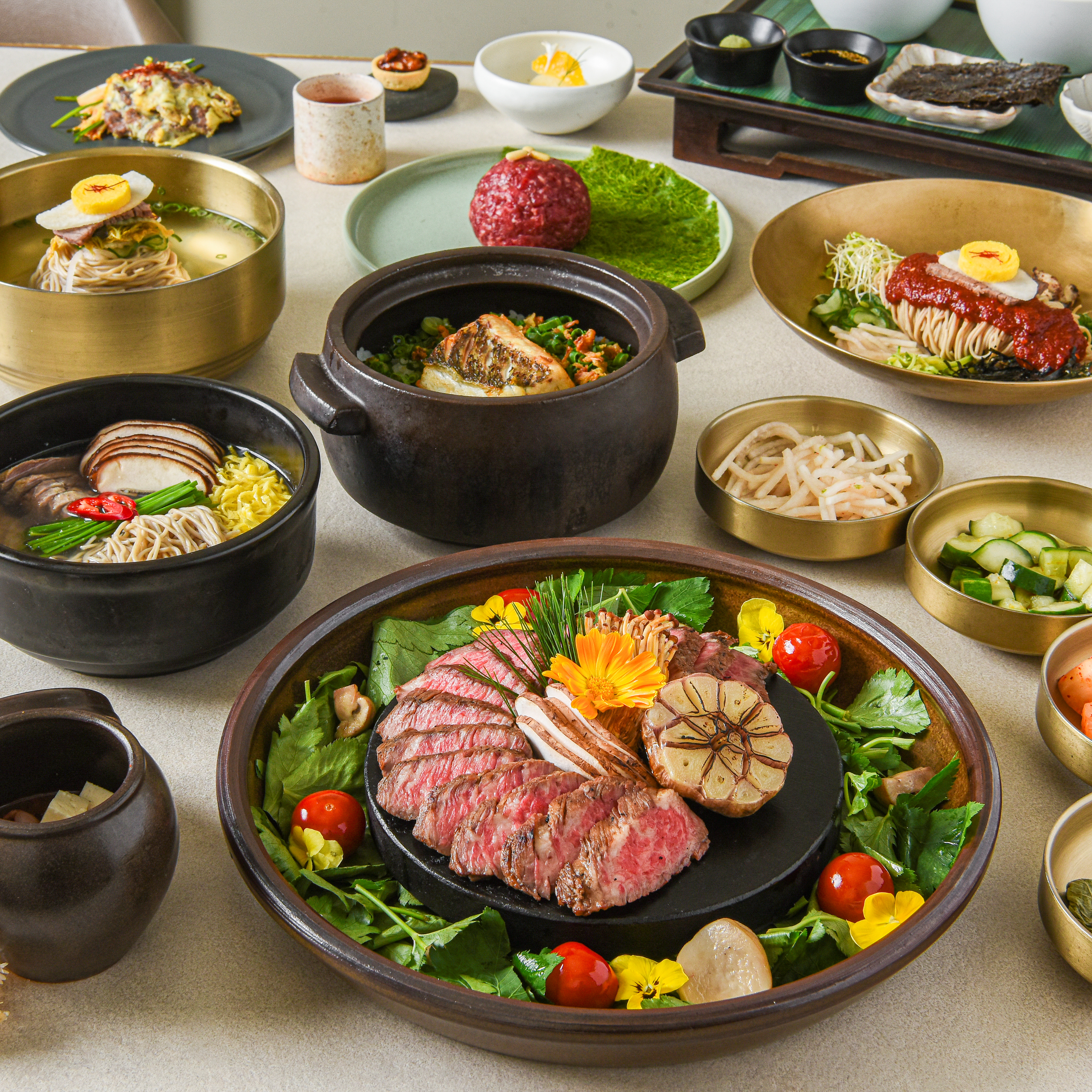 BLOOM IN THE PALACE Seoul Square 불고기與宮廷韓食桌