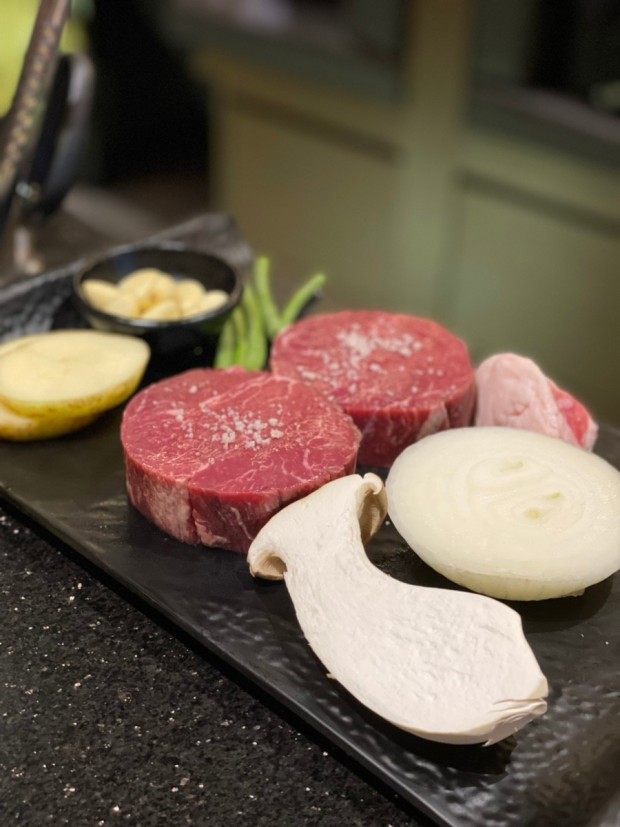 Puerco 光化门韩牛与伊比利亚猪烤肉