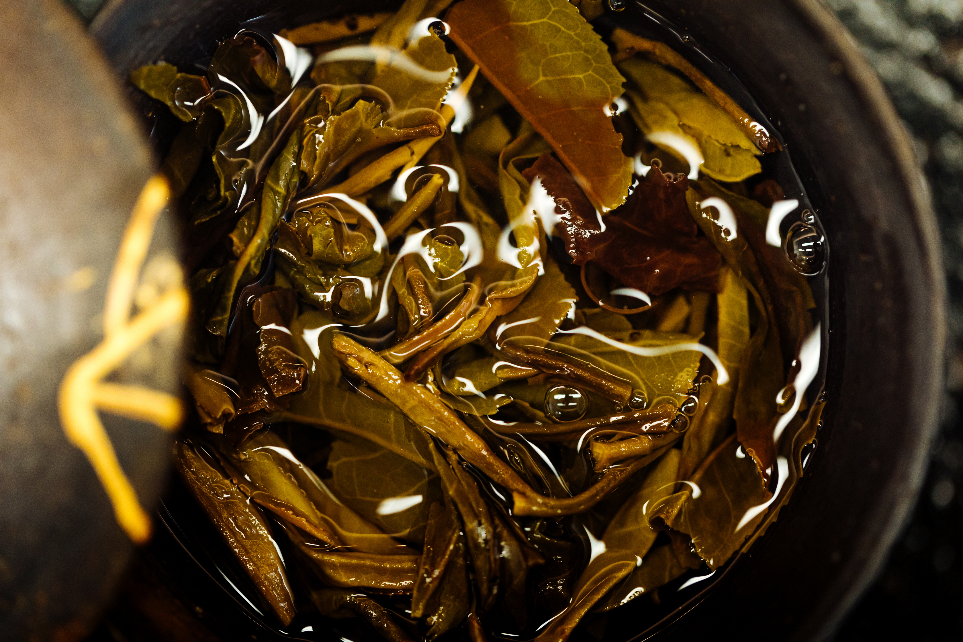 Unyu Tea Salon course-style tea service in Suan-dong