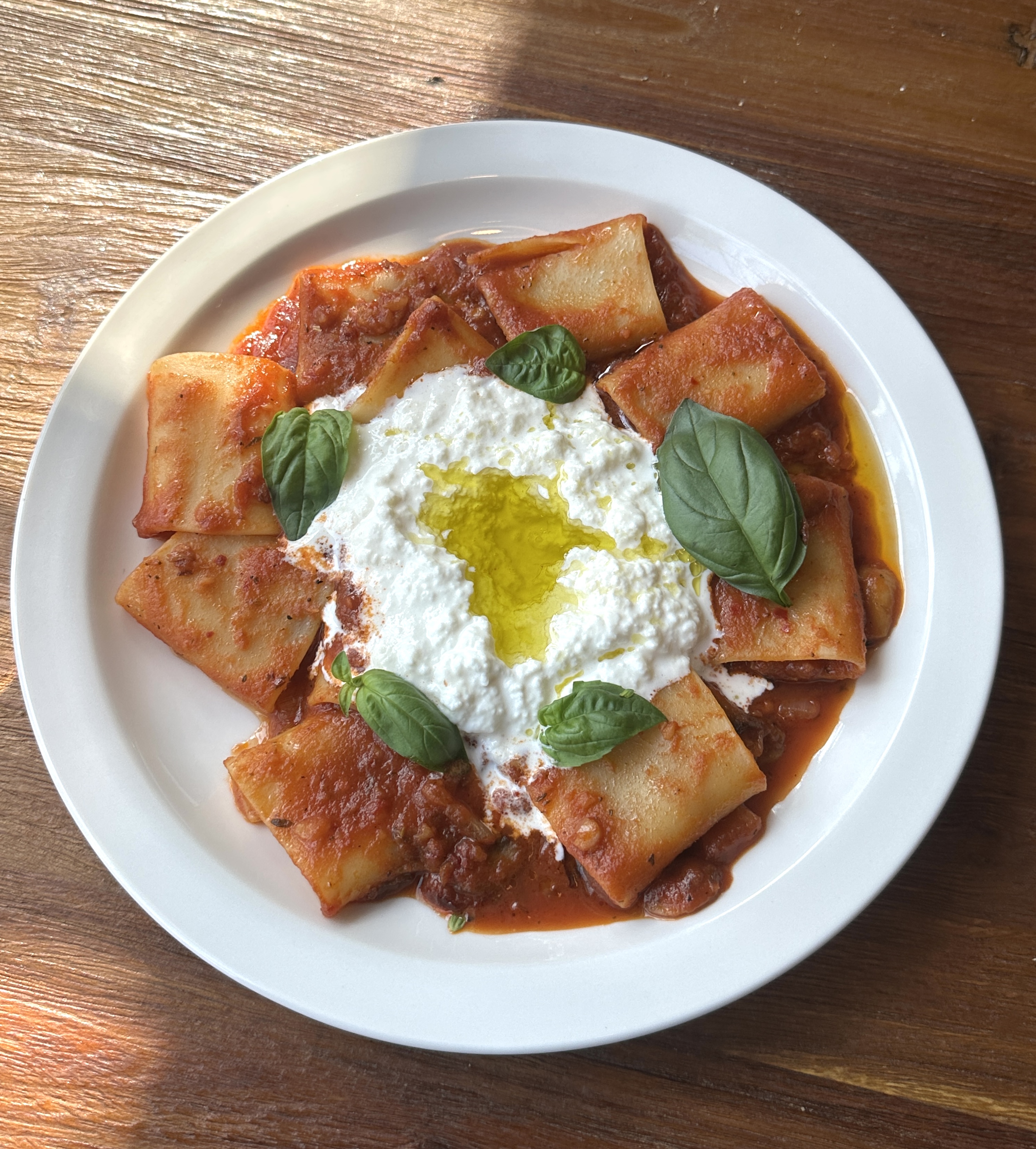 WWAHSEOUL wine and dining in an exotic, cozy space